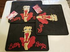 Universal Heavy Duty All Weather Rubber Utility Mat Betty Boop Skyline Set Of 3