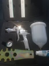 Iwata Air Gunsa Spray Gun Kit - 9276 Free 3 Tips And Regulator 1.3 1.5 1.8