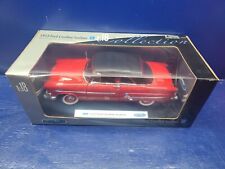 Welly Collection 1953 Ford Crestline Sunliner 118 Scale Red Ni B