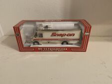 Snap-on Die Cast Truck Crown Premiums 132 Mt-55 Freightliner Chrome New In Box