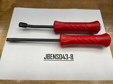 Snap-on Tools Usa New 2pc Red Hard Grip Straight Bent Striking Prybar Set