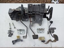 98-04 Chevy S10 Clutch Brake Gas Pedal Assembly Manual 5sp Transmission Swap C