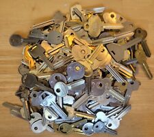 Lot Of 200 Vintage Key Blanks Automotive More Wholesale Dealer Nos Nors Parts