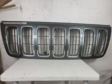99 00 01 02 03 04 Jeep Grand Cherokee Upper Grille Grill With Insert