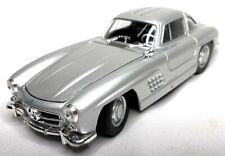 Welly Mercedes Benz 300sl Silver Diecast Car 124 Scale24064 Moving Doorshood